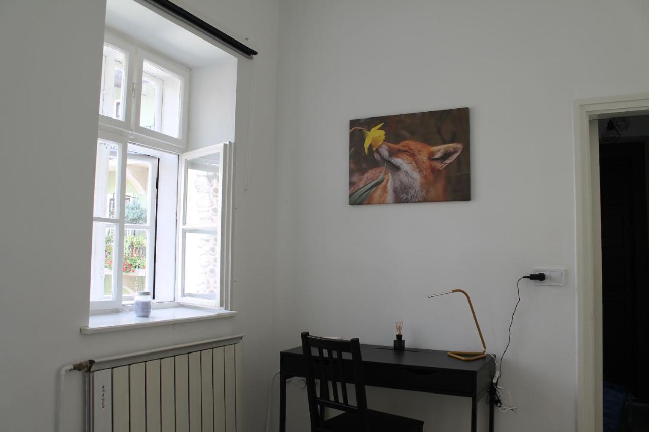 Zwinger Apartman Шопрон Екстериор снимка